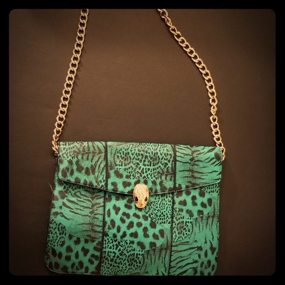 green leopard print bag